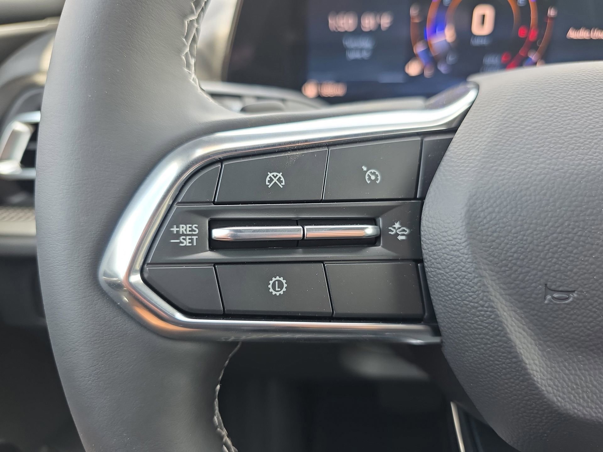 New 2026 Chevrolet Traverse LT w/ Sun and Wheel Package FWD image 20