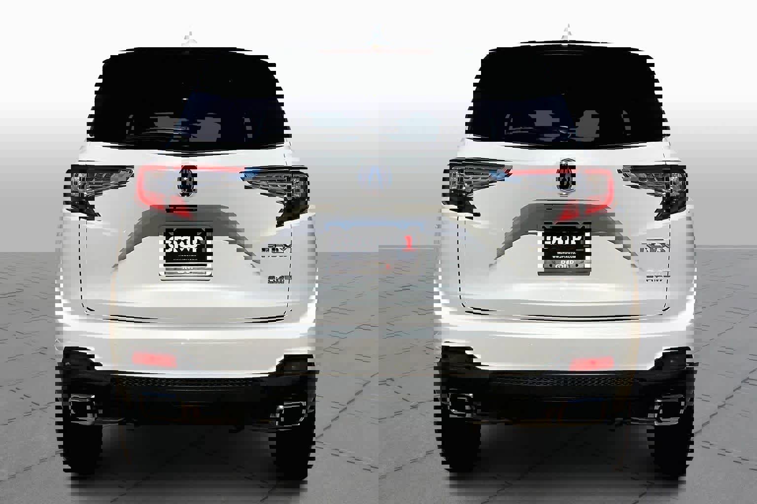 Used 2025 Acura RDX SH-AWD image 5