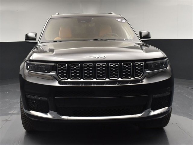 Used 2023 Jeep Grand Cherokee L Summit image 3