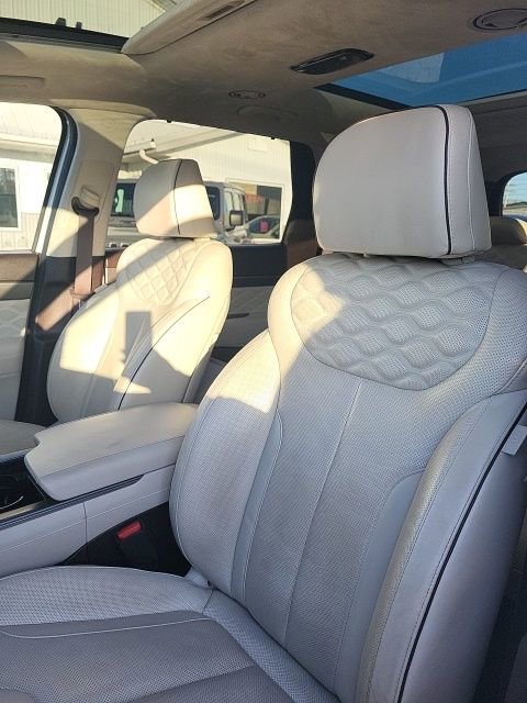 Used 2021 Hyundai Palisade Calligraphy image 9