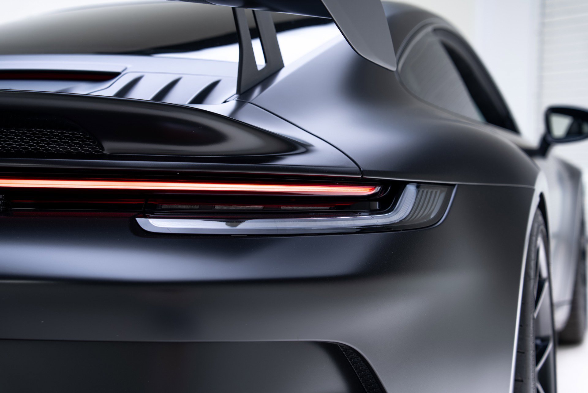 Used 2022 Porsche 911 GT3 RWD image 32