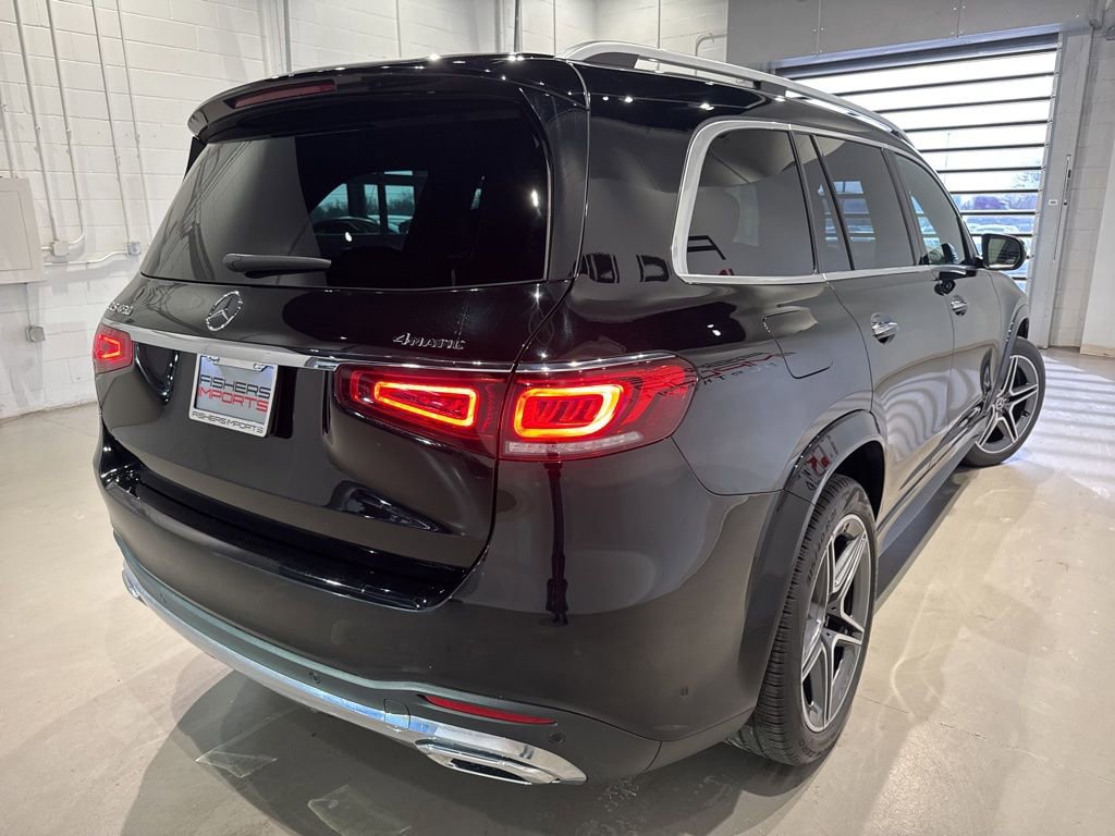 Used 2023 Mercedes-Benz GLS 450 4MATIC w/ AMG Line Exterior image 4