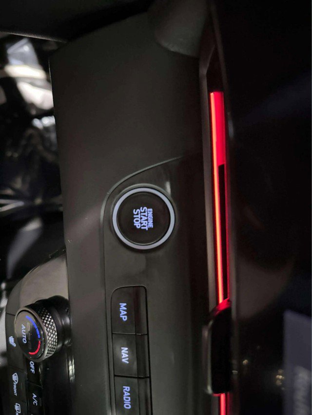 Used 2024 Hyundai Elantra N image 27