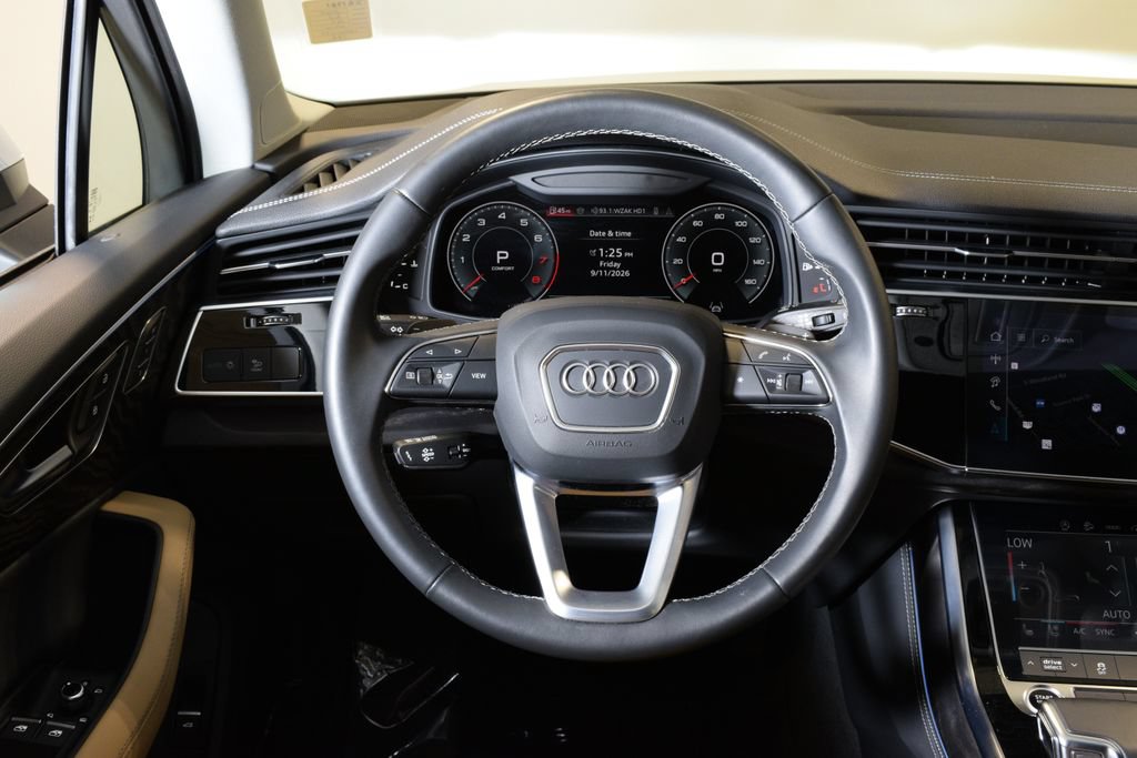 Used 2025 Audi Q7 2.0T Premium Plus AWD/4WD image 12
