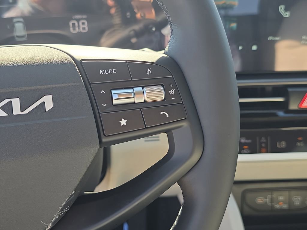 New 2026 Kia Sportage EX w/ EX Panorama Roof Package image 36