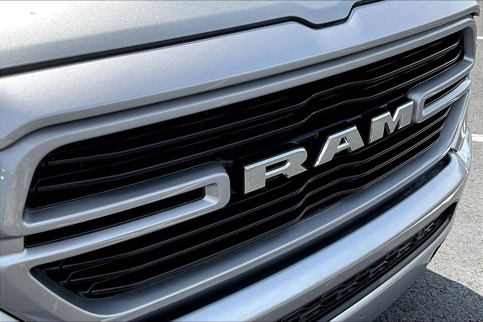 Used 2023 RAM 1500 Laramie AWD/4WD image 33