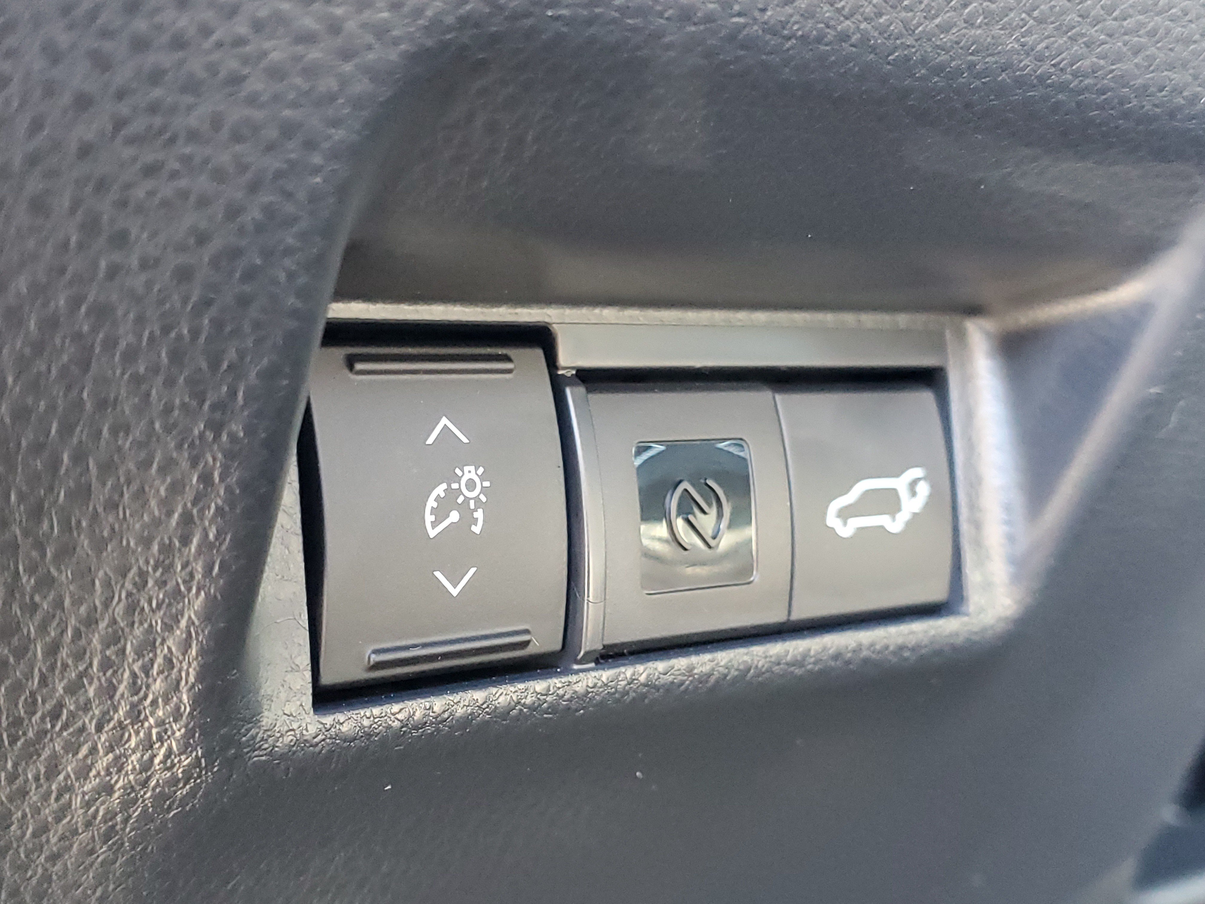 Used 2026 Toyota RAV4 XLE Premium FWD image 20