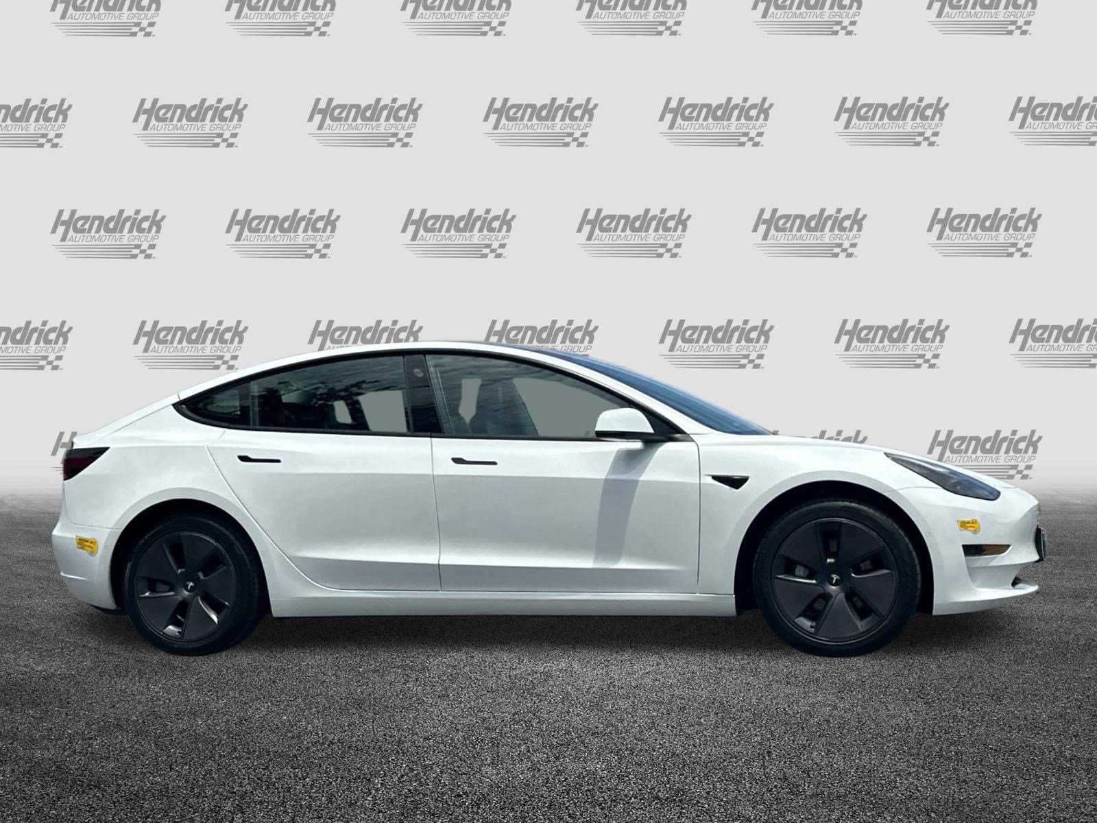 Used 2022 Tesla Model 3 RWD image 3
