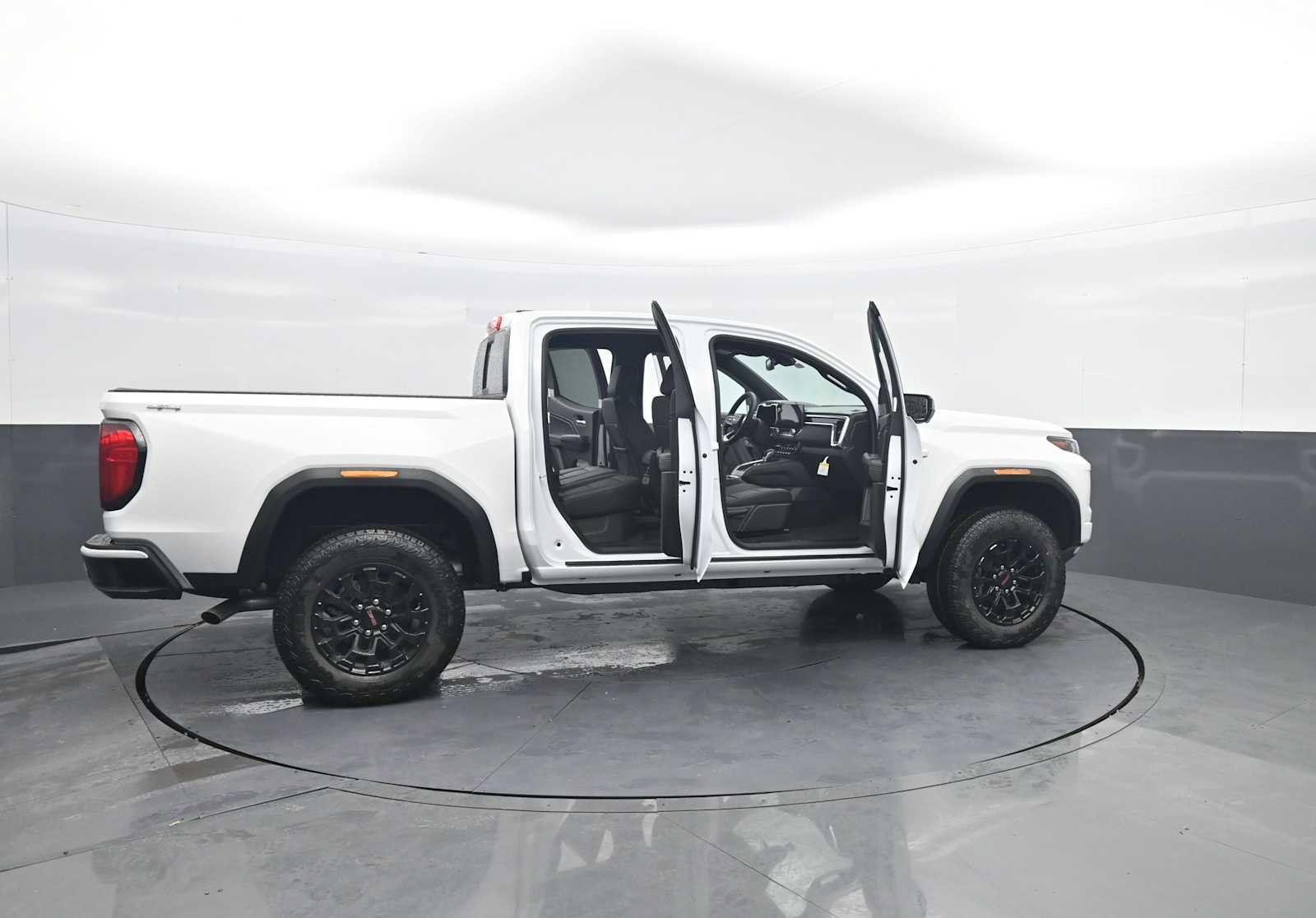 New 2026 GMC Canyon Elevation w/ Convenience Package image 44