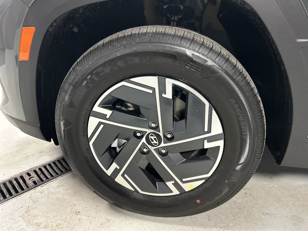 New 2026 Hyundai Tucson Blue SE image 9