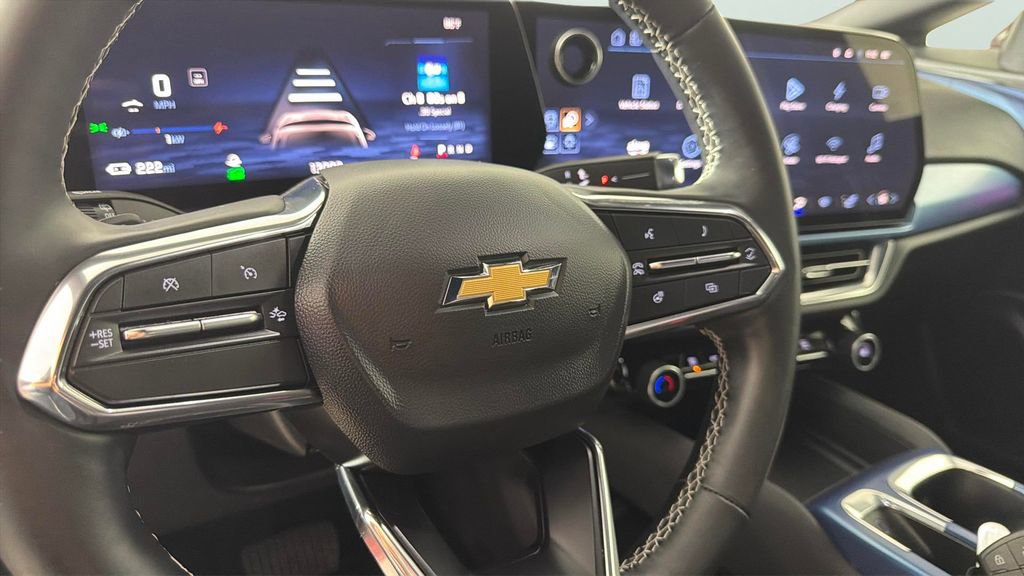 Used 2025 Chevrolet Equinox EV LT w/ Convenience Package FWD image 12