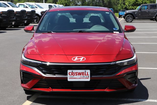 Used 2025 Hyundai Elantra SEL FWD image 7