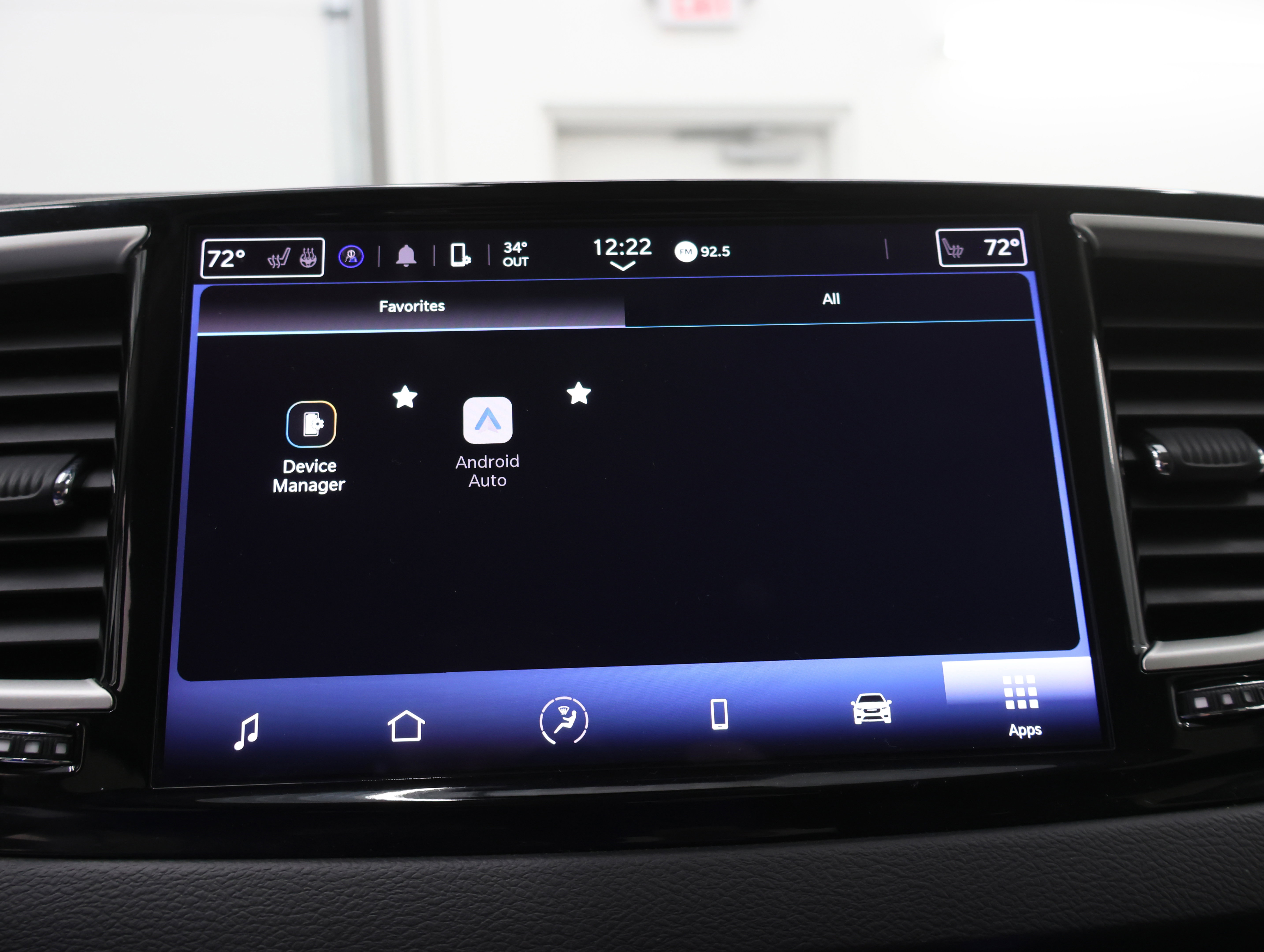 Used 2024 Chrysler Pacifica Touring-L FWD image 57