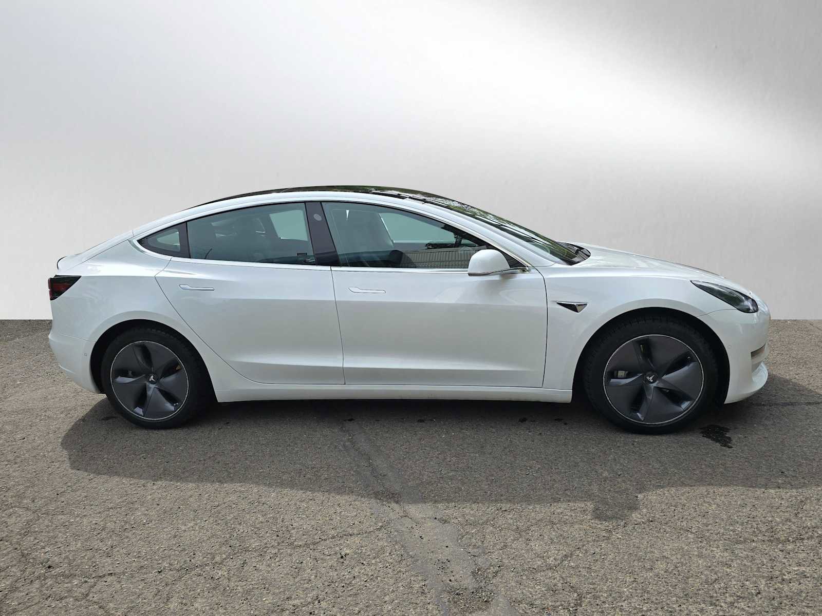 Used 2020 Tesla Model 3 Long Range AWD/4WD image 2