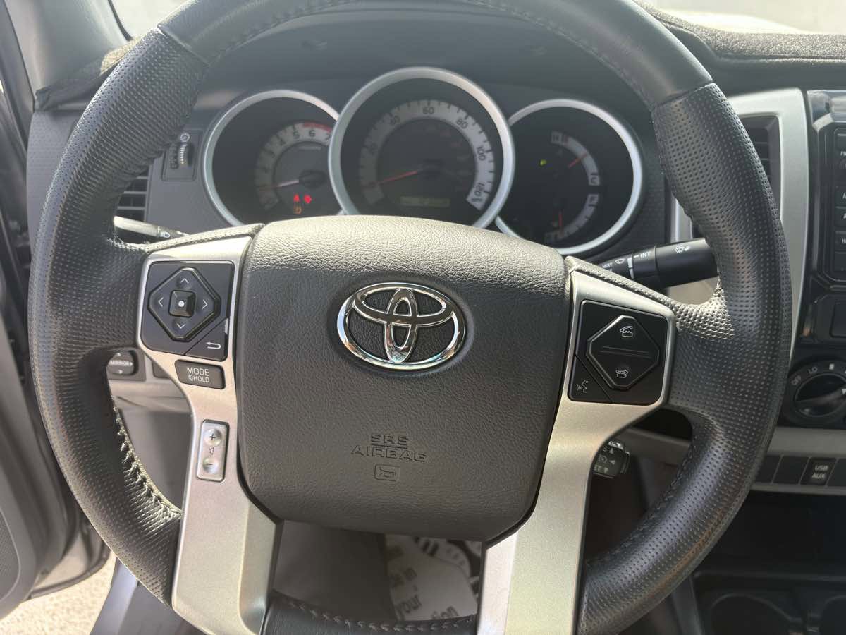 Used 2015 Toyota Tacoma PreRunner image 27