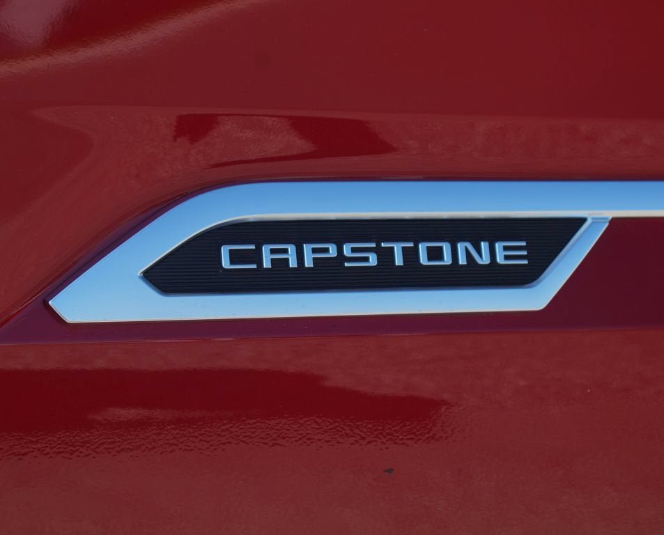 Used 2025 Toyota Sequoia Capstone AWD/4WD image 19