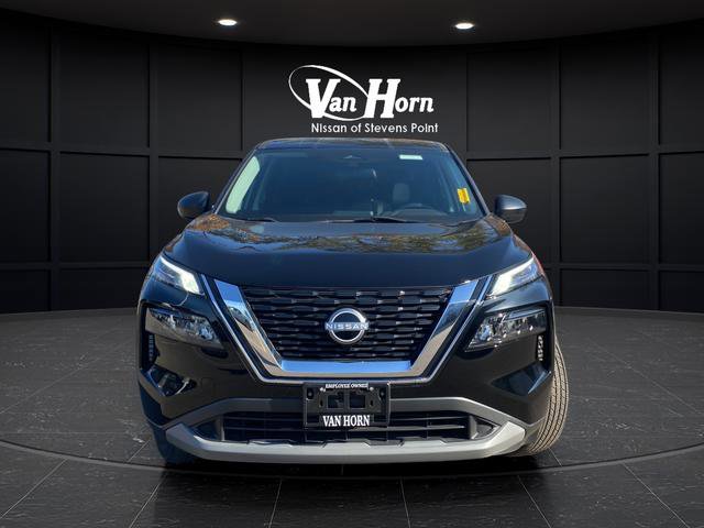 Used 2023 Nissan Rogue S image 8