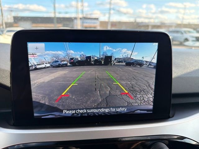 Used 2020 Ford Escape SE image 23