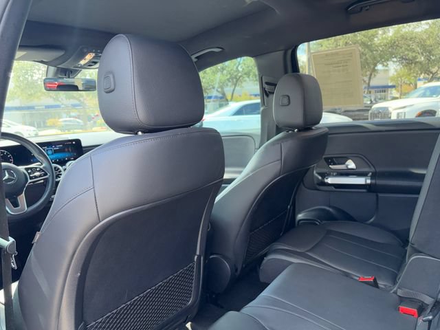 Used 2022 Mercedes-Benz GLB 250 image 23