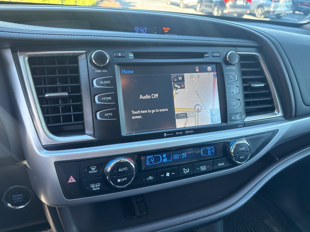 Used 2018 Toyota Highlander XLE AWD/4WD image 20