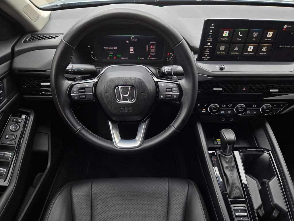 Used 2023 Honda Accord Touring image 14