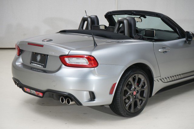 Used 2017 FIAT 124 Spider Abarth image 20