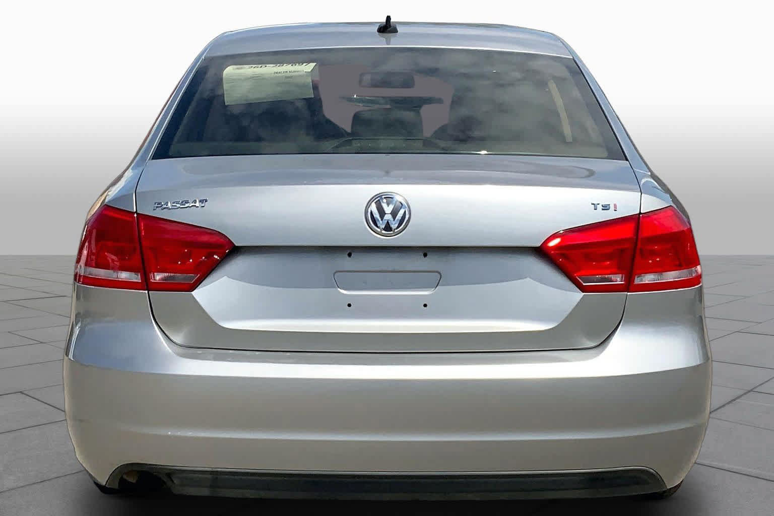 Used 2014 Volkswagen Passat 1.8T S FWD image 5