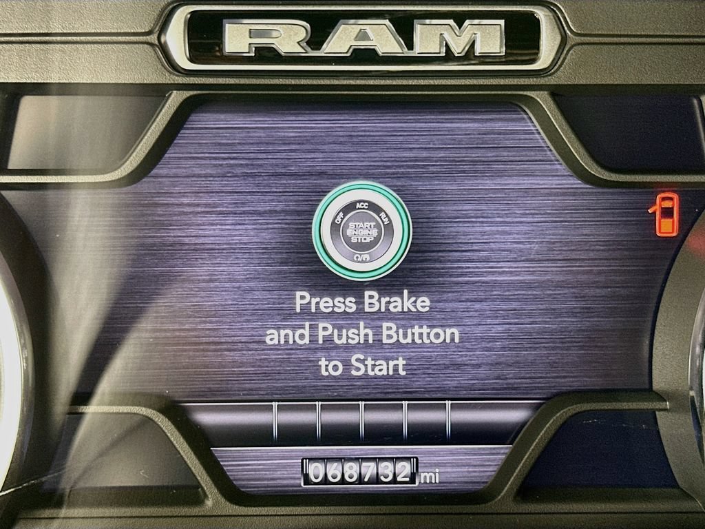 Used 2021 RAM 1500 Big Horn AWD/4WD image 18