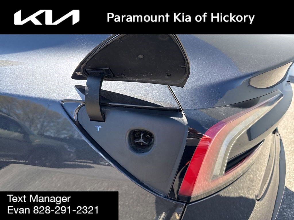 Used 2024 Tesla Model 3 Standard Range image 28