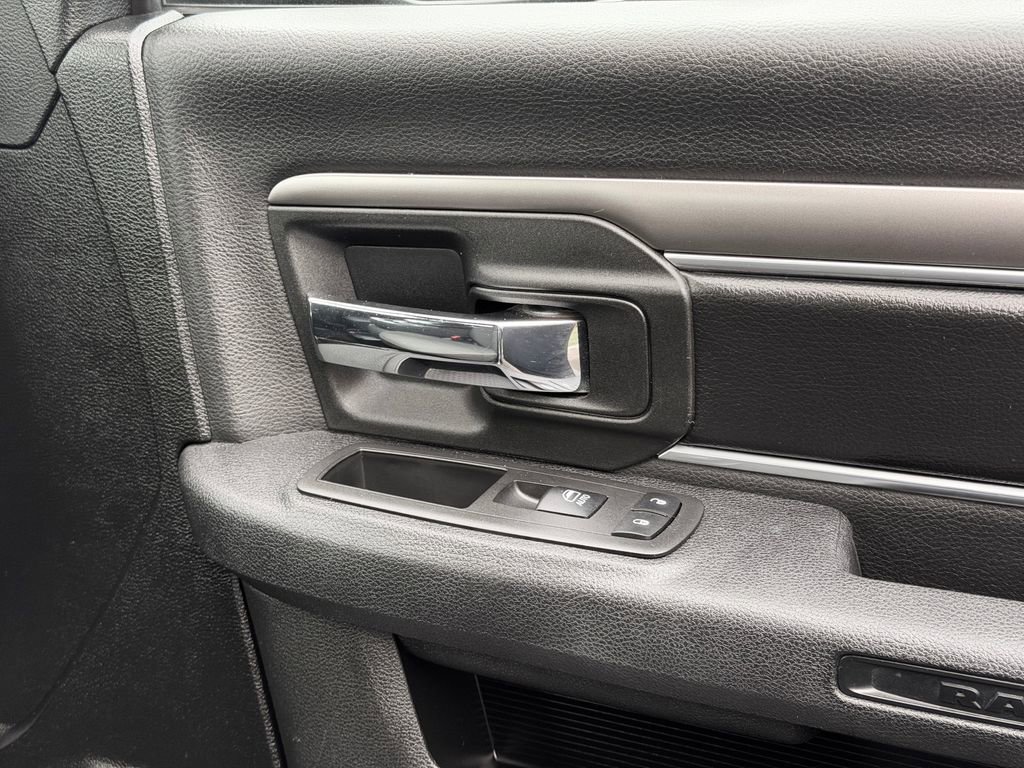 Used 2024 RAM 1500 Classic Warlock image 23