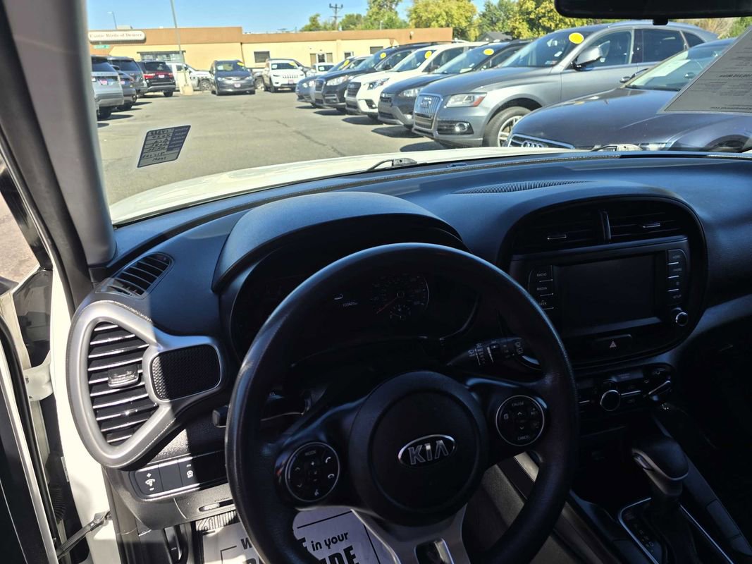 Used 2020 Kia Soul LX image 30