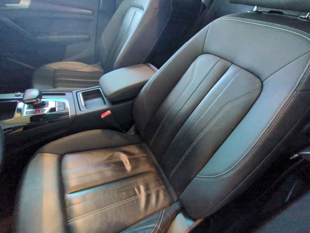 Used 2021 Audi Q5 2.0T Premium w/ Convenience Package AWD/4WD image 10