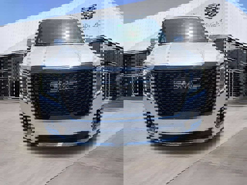 Used 2023 GMC Yukon Denali Ultimate w/ LPO, Floor Liner Package image 15