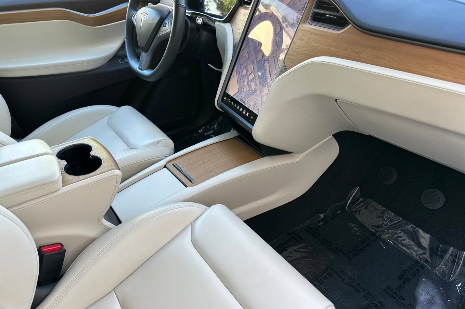 Used 2020 Tesla Model X Long Range AWD/4WD image 16