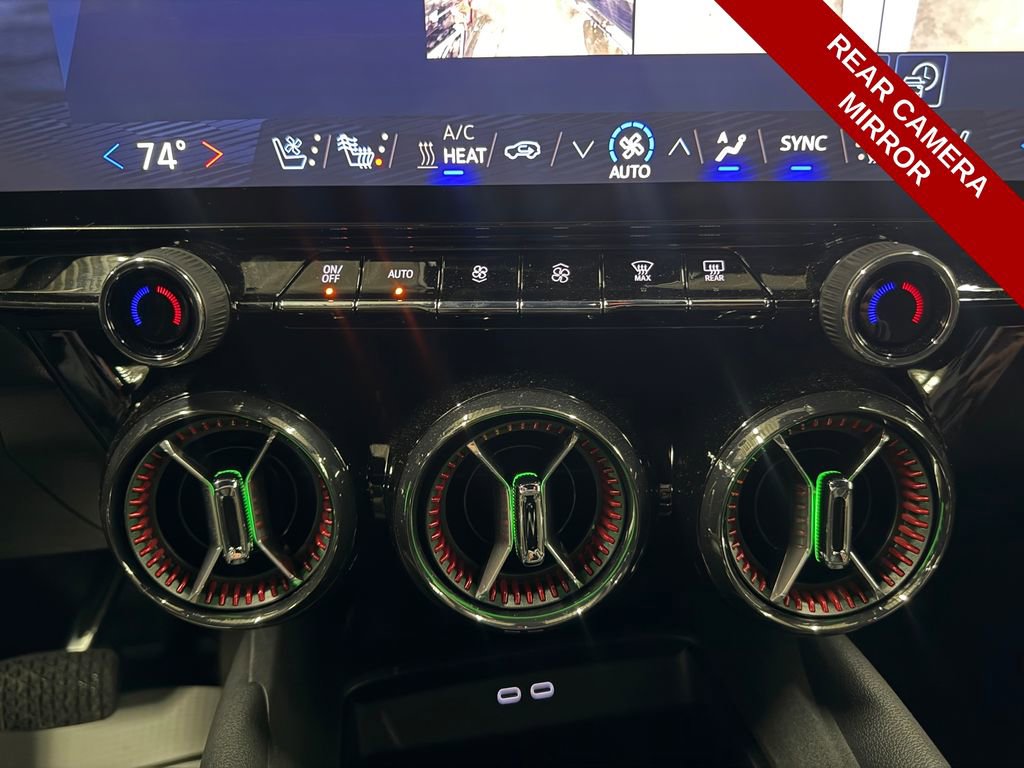 Used 2024 Chevrolet Blazer EV RS AWD/4WD image 28