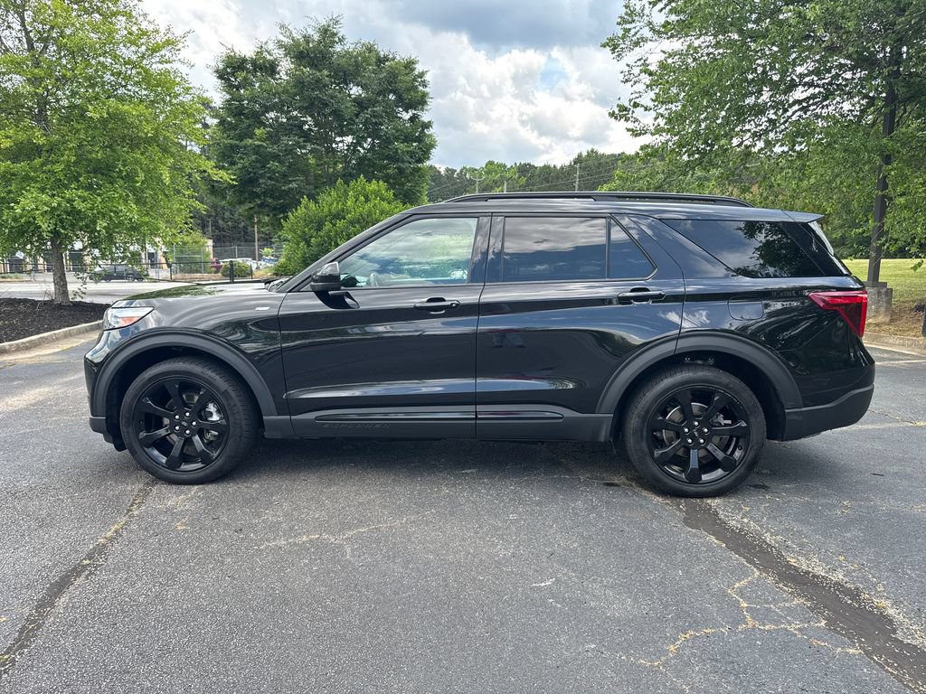 Used 2023 Ford Explorer ST-Line w/ Class IV Trailer Tow Package AWD/4WD image 20