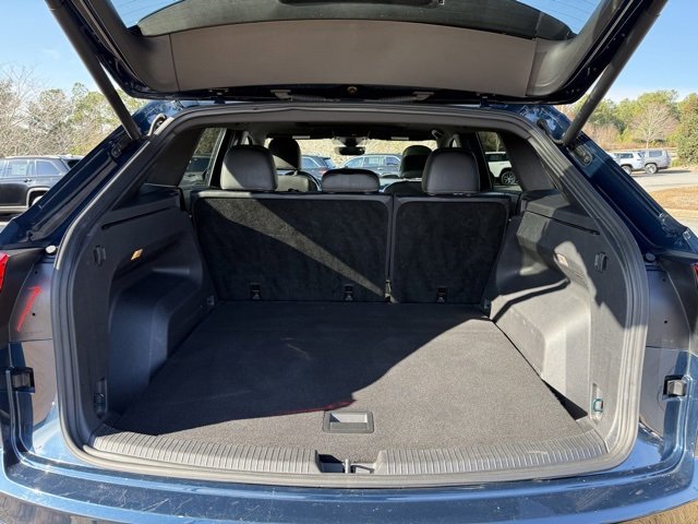 Used 2021 Volkswagen Atlas Cross Sport SEL Premium image 30