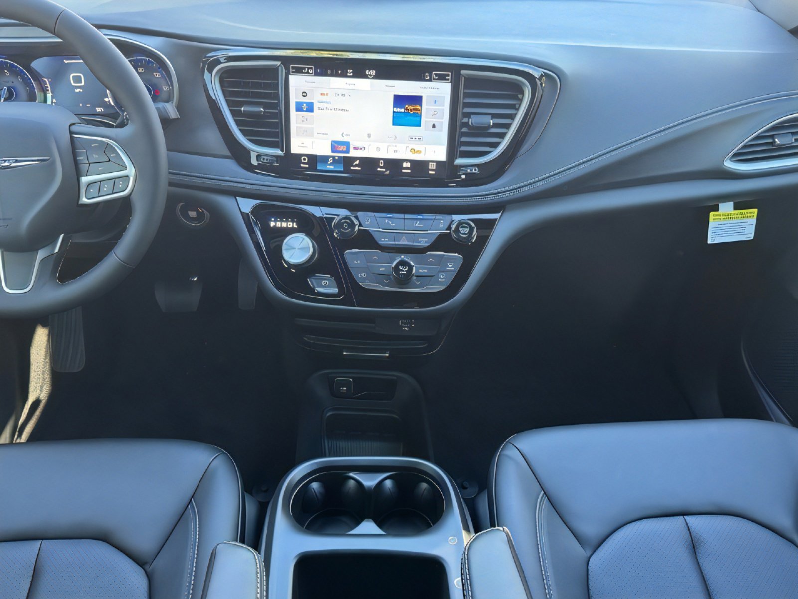 New 2026 Chrysler Pacifica Select image 16