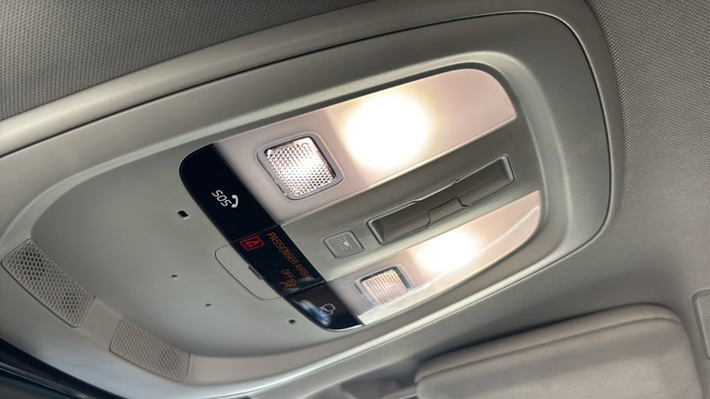 Certified 2023 Volvo XC90 B6 Plus AWD/4WD image 22