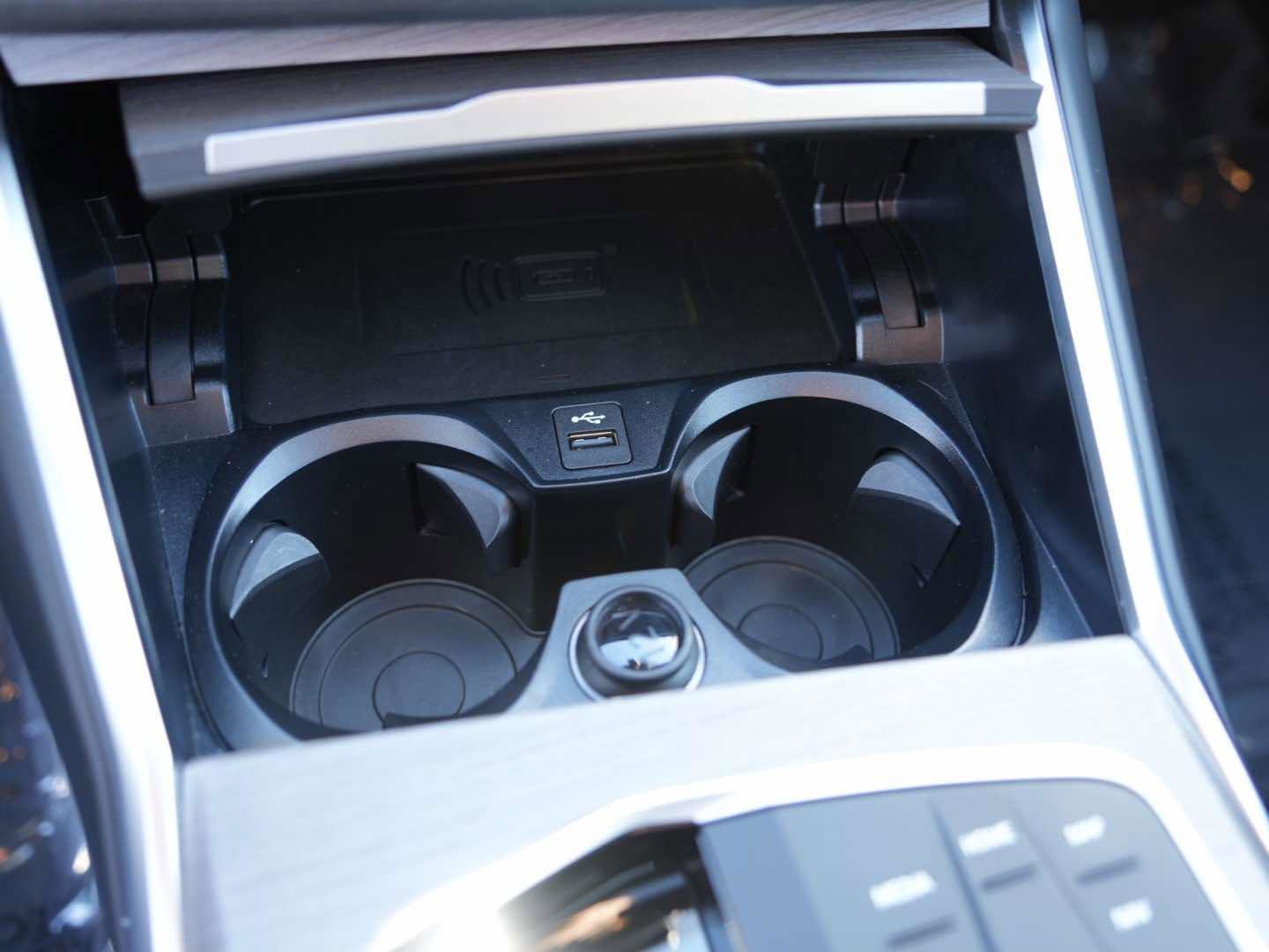 Certified 2025 BMW i4 xDrive40i w/ Premium Package image 23