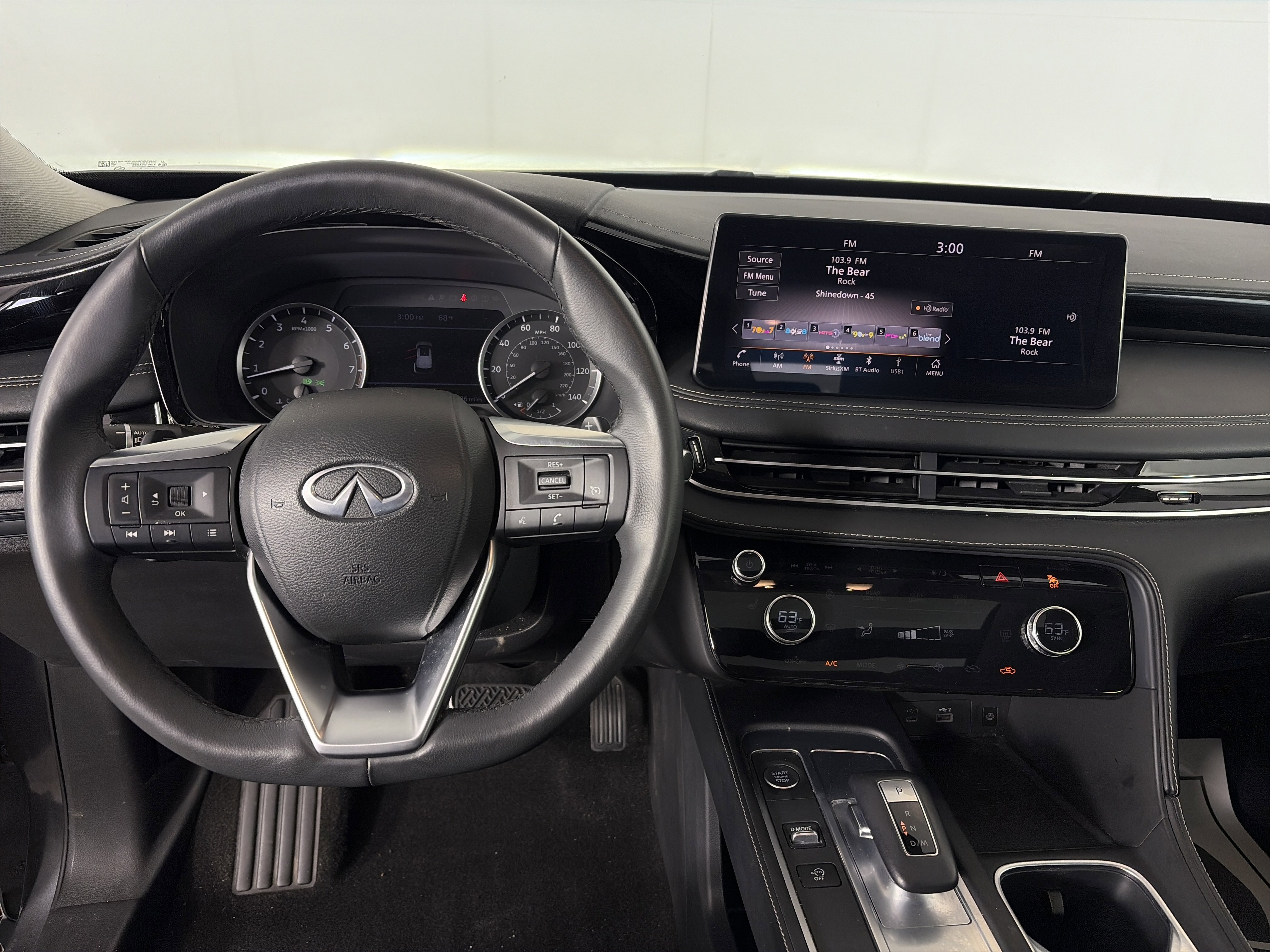Used 2023 INFINITI QX60 Pure AWD/4WD image 3