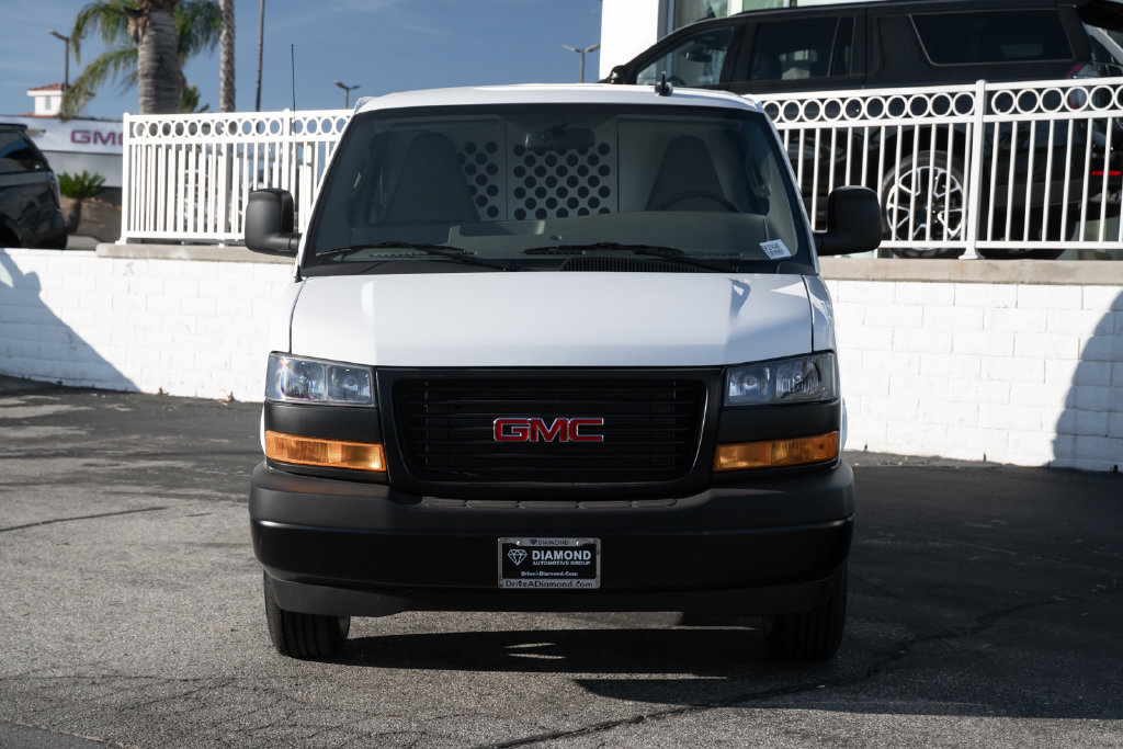 New 2025 GMC Savana 2500 Extended w/ Driver Convenience Package RWD image 2