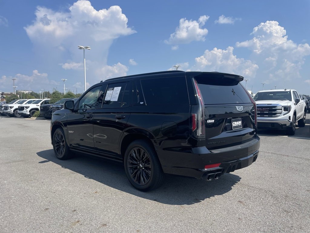 Used 2024 Cadillac Escalade V w/ LPO, ONYX Package image 5