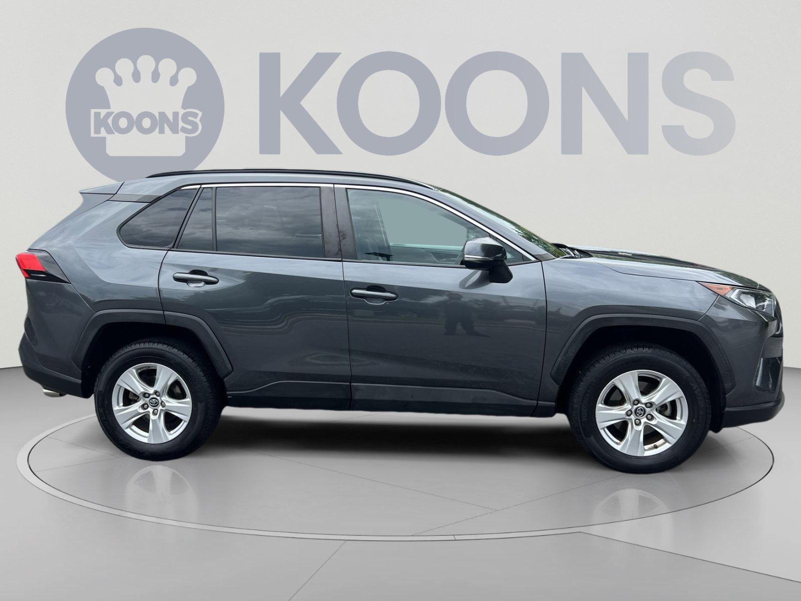 Used 2019 Toyota RAV4 XLE w/ All Weather Liner Package AWD/4WD image 8