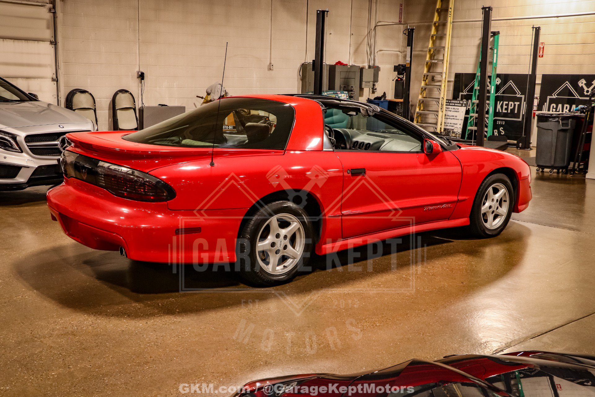 Used 1995 Pontiac Firebird Formula RWD image 23