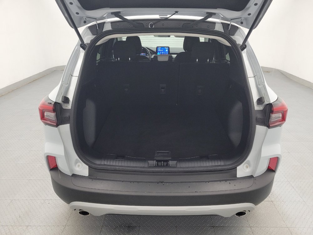 Used 2025 Ford Escape Active FWD image 29