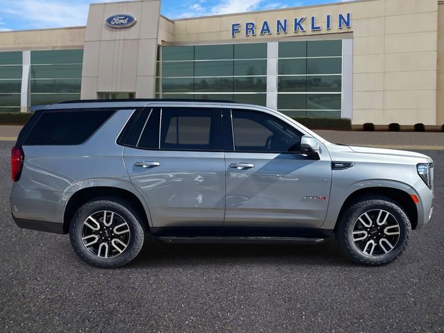 Used 2024 GMC Yukon AT4 w/ Technology Package image 8