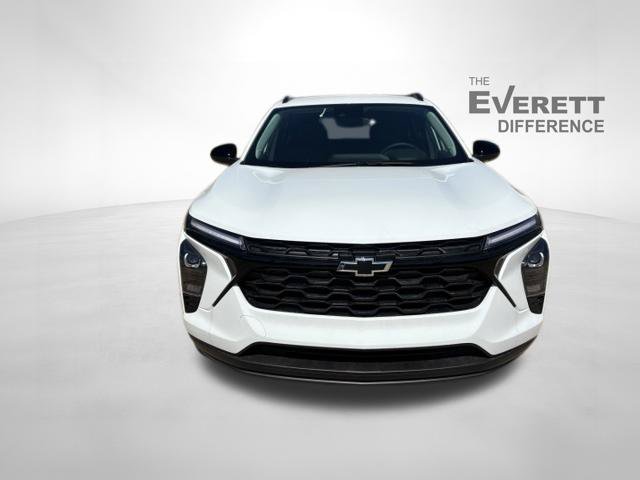 New 2026 Chevrolet Trax LT w/ Driver Confidence Package FWD image 2