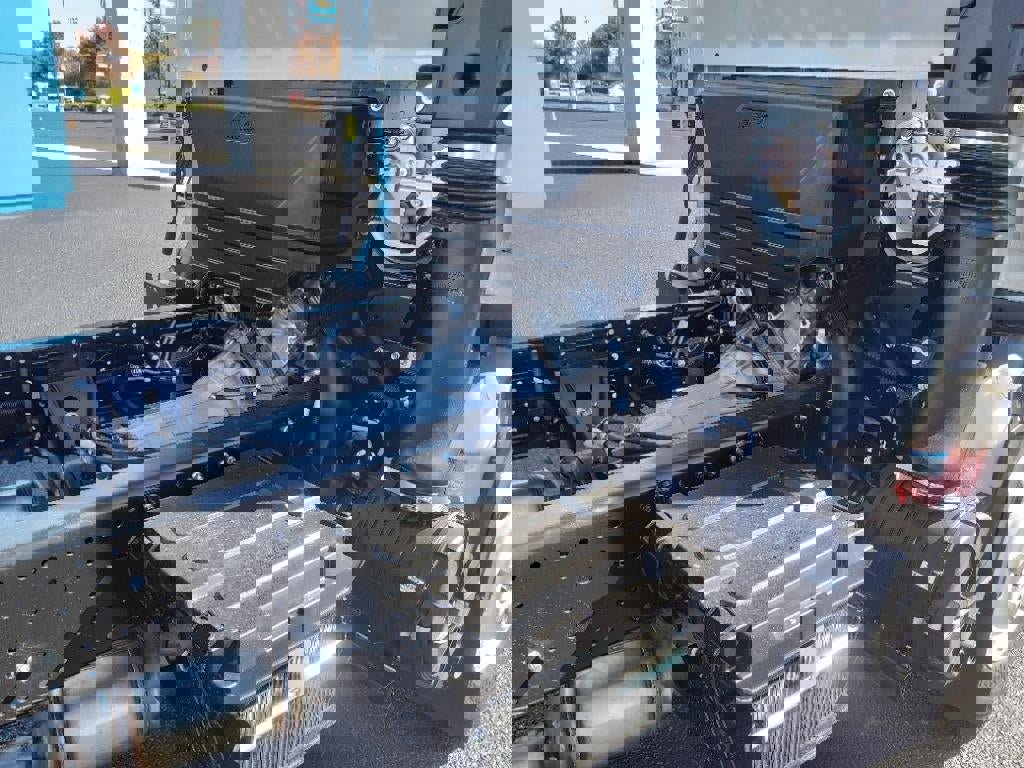 New 2025 Chevrolet Low Cab Forward image 6