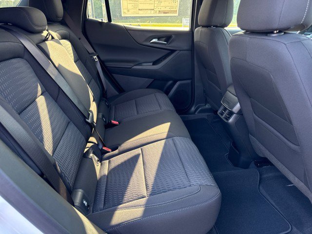 New 2025 Chevrolet Equinox LT image 13